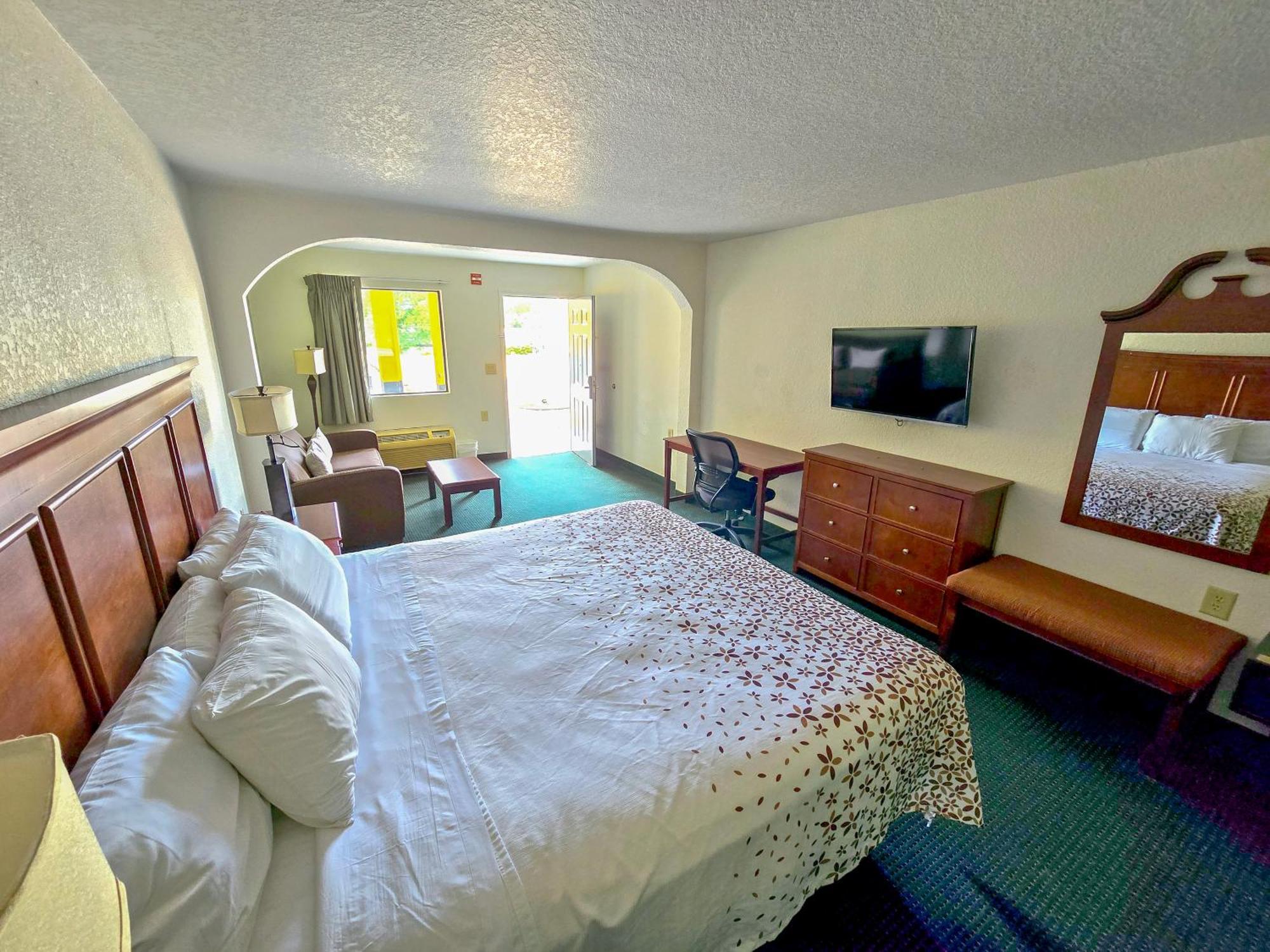 Garden Inn And Suites Near Callaway Gardens Pine Mountain Zewnętrze zdjęcie