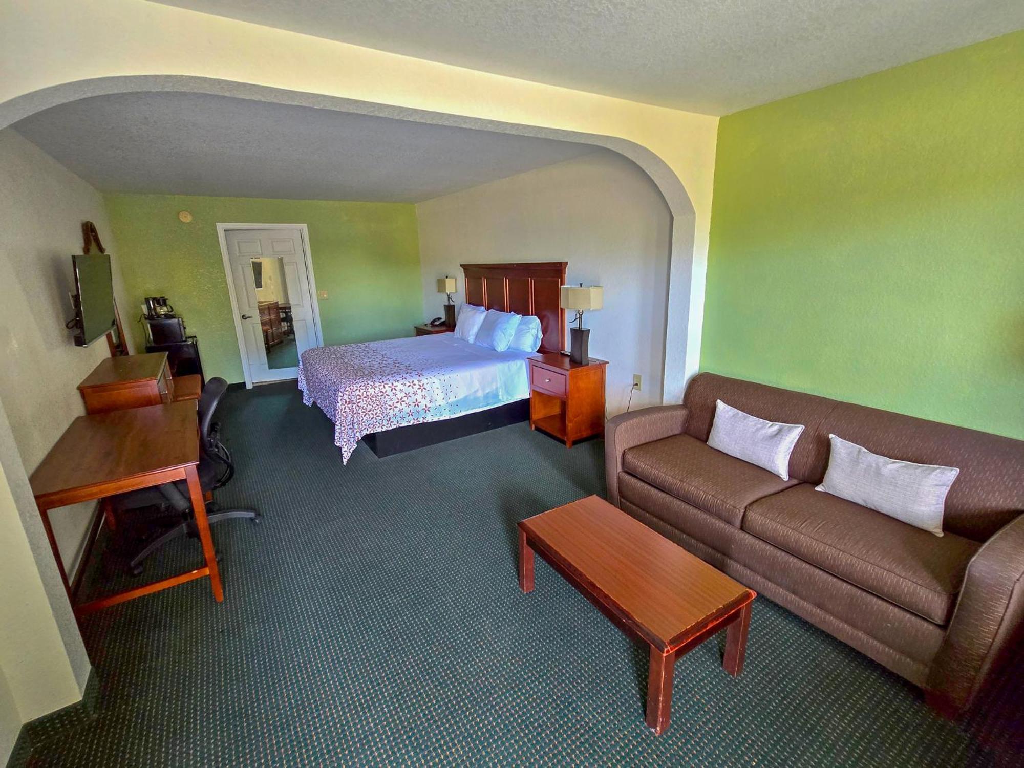 Garden Inn And Suites Near Callaway Gardens Pine Mountain Zewnętrze zdjęcie