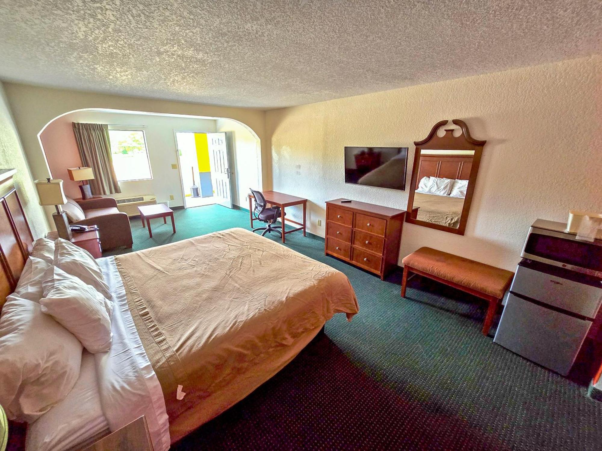 Garden Inn And Suites Near Callaway Gardens Pine Mountain Zewnętrze zdjęcie