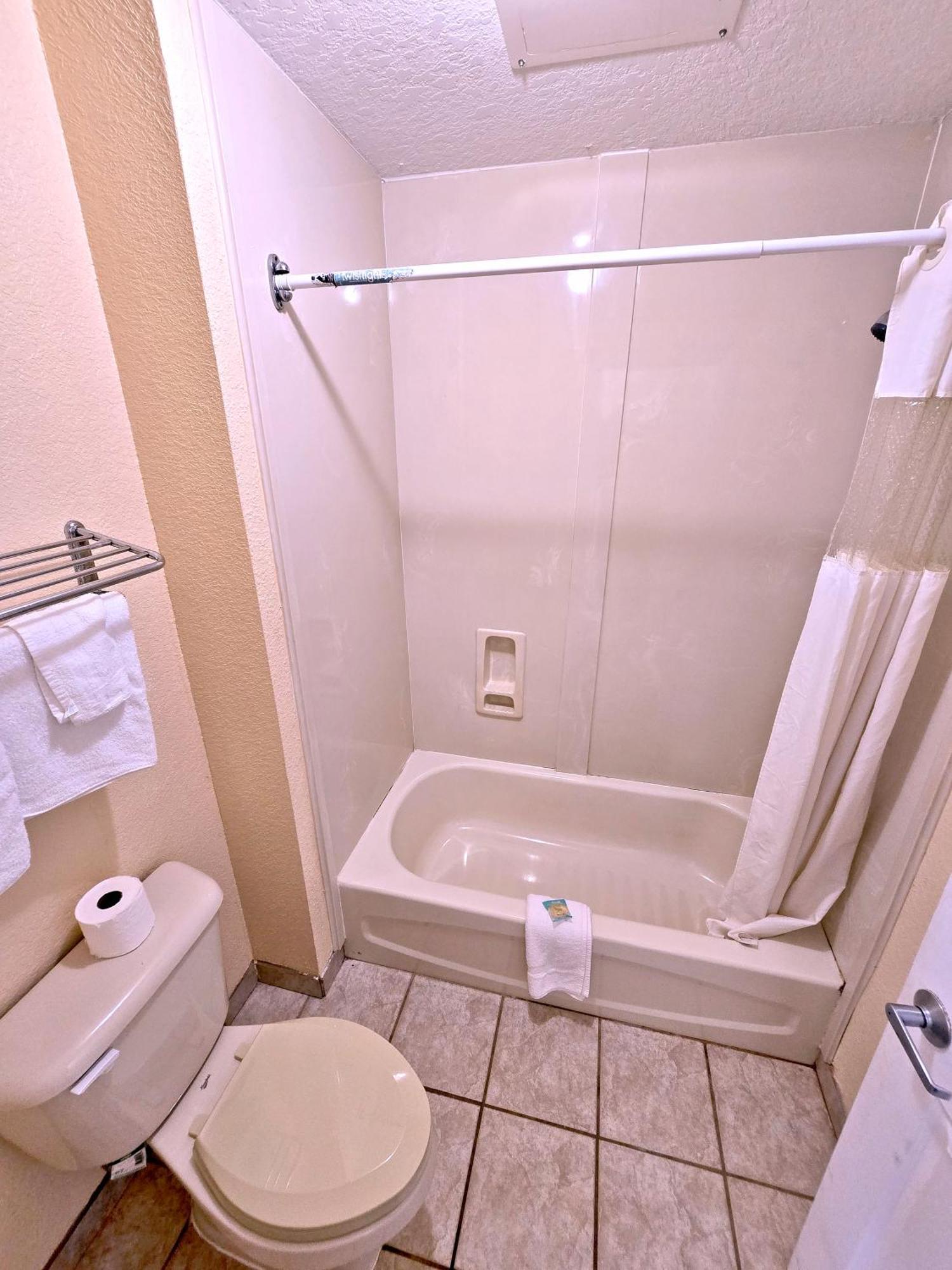 Garden Inn And Suites Near Callaway Gardens Pine Mountain Zewnętrze zdjęcie