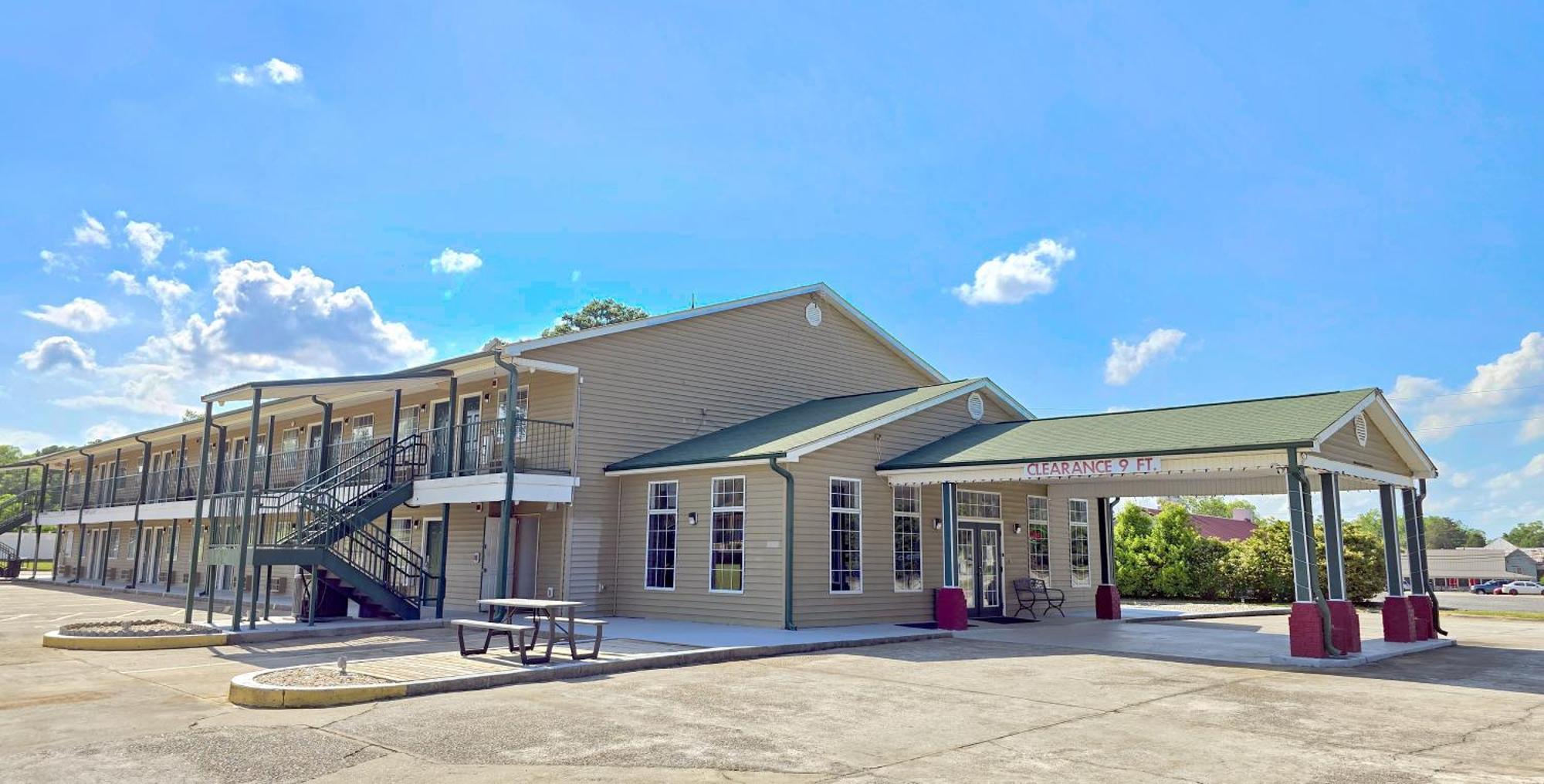 Garden Inn And Suites Near Callaway Gardens Pine Mountain Zewnętrze zdjęcie